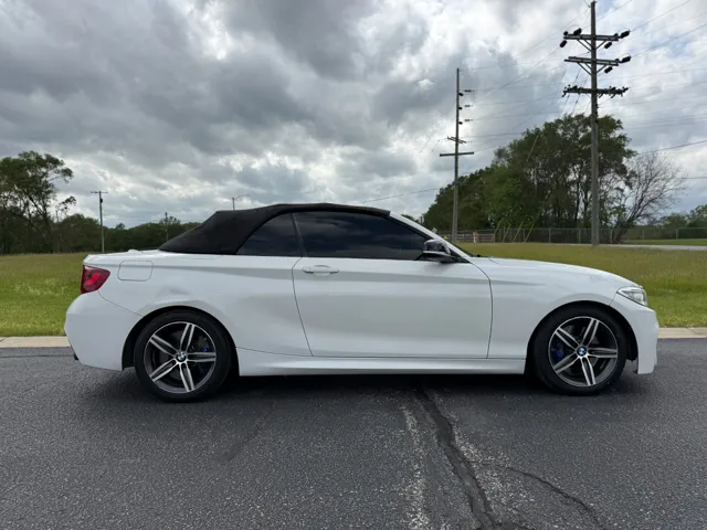 2015 BMW 2 Series M235i - Photo 27