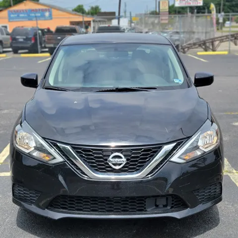 2018 Nissan Sentra's photo