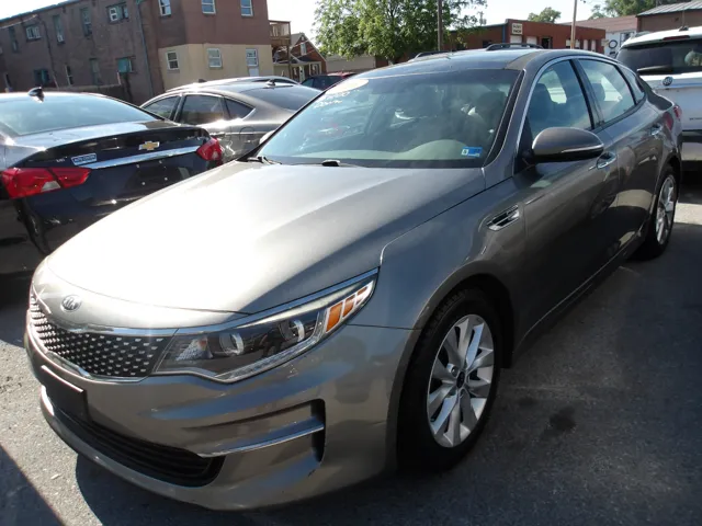 2016 Kia Optima EX AT's photo