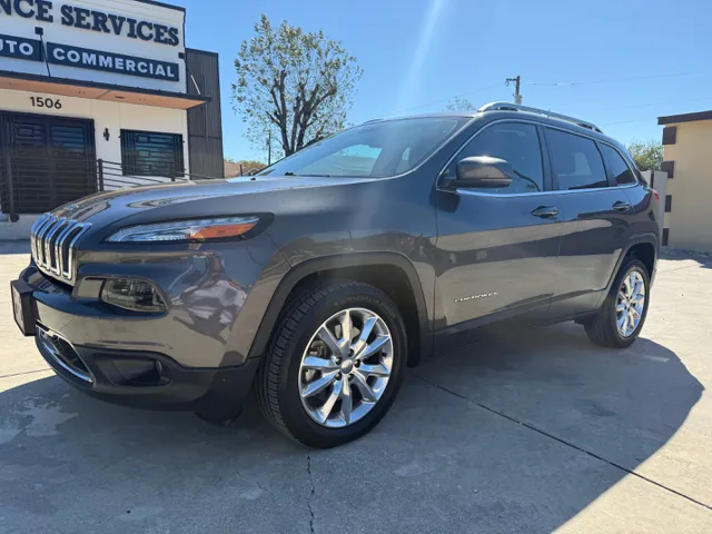 2017 Jeep Cherokee Limited's photo