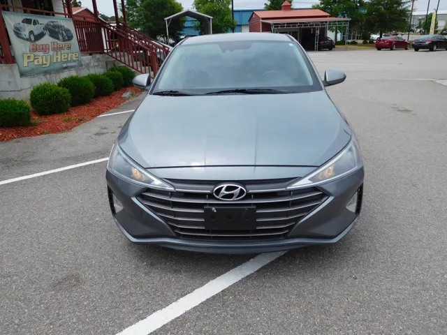 2019 Hyundai Elantra SEL - Photo 2