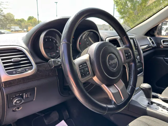 2013 Jeep Grand Cherokee Laredo - Photo 38