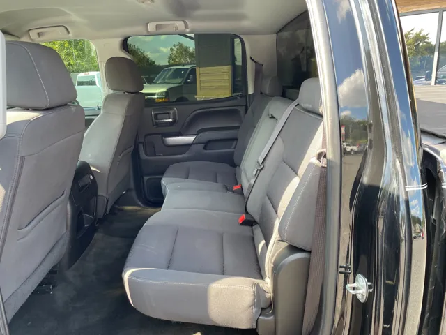 2016 Chevrolet Silverado LT photo 21