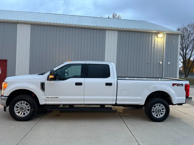 2017 Ford F-350 Super Duty XLT