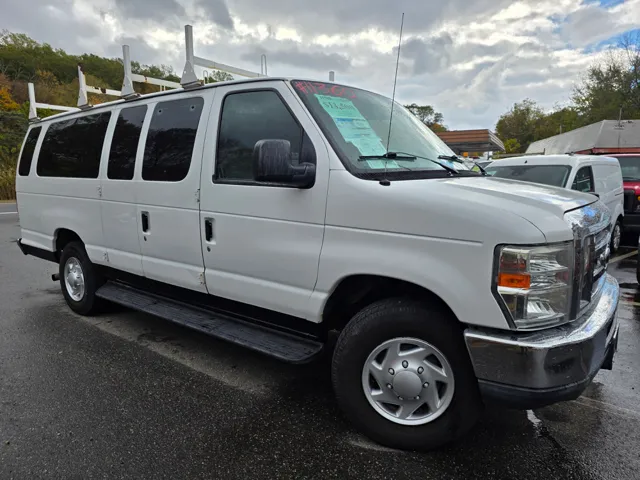 2012 Ford E-Series Econoline Wagon XLT