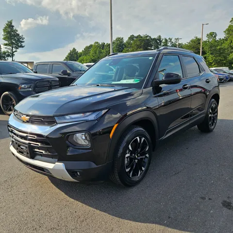 2023 Chevrolet Trailblazer LT photo 3