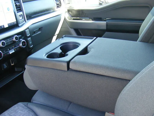 2023 Ford F-150 XLT - Photo 25
