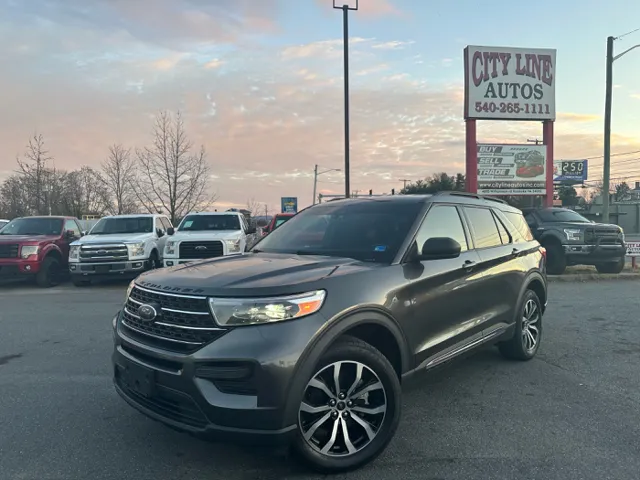 2020 Ford Explorer XLT 4WD's photo