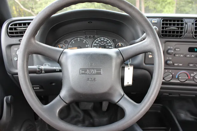 2002 GMC Sonoma SL - Photo 19
