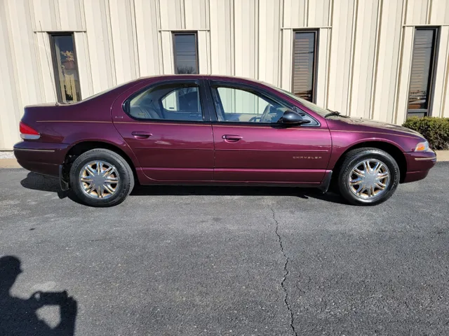 1998 Chrysler Cirrus LXI's photo