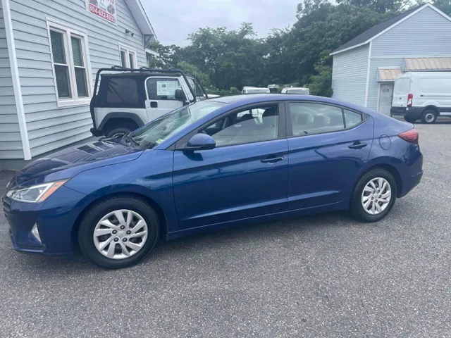2020 Hyundai Elantra SE