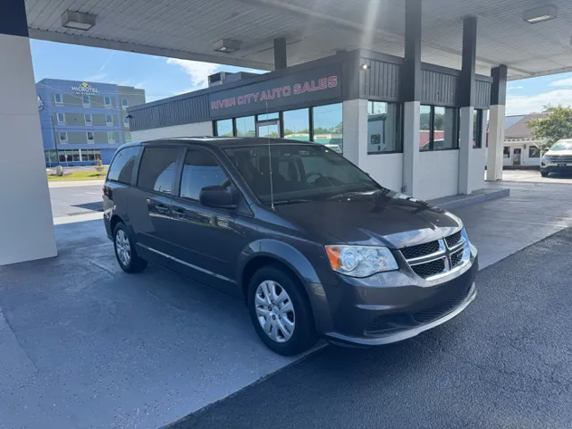 2017 Dodge Grand Caravan SE FWD photo