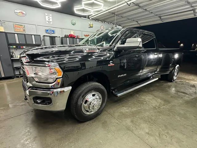 2020 RAM 3500 Big Horn 4X4 Crew Cab LWB's photo