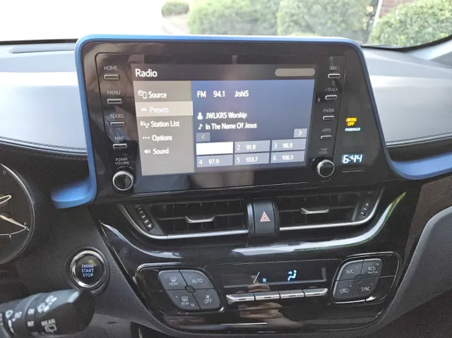 2019 Toyota C-HR XLE Limited photo 16