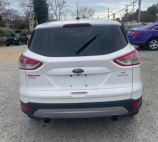 2014 Ford Escape SE photo 4