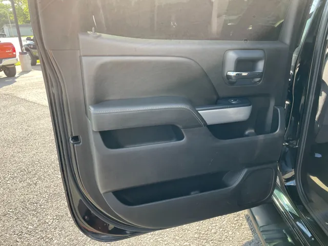 2016 Chevrolet Silverado LT photo 20