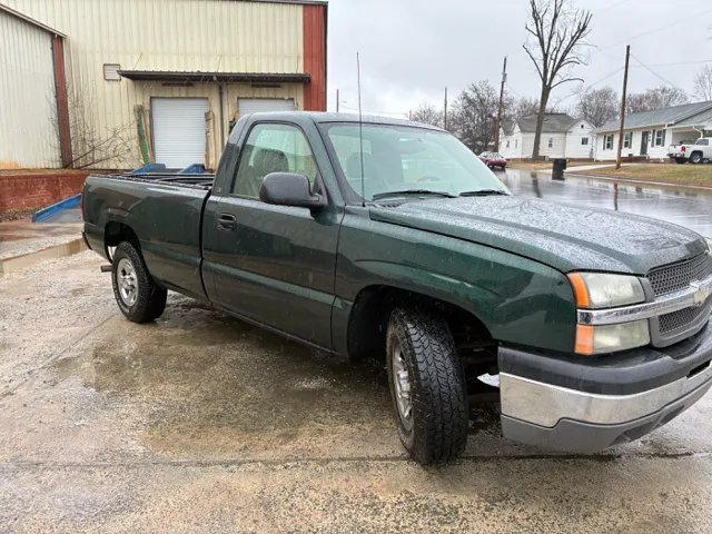 2004 Chevrolet Silverado 1500 Work Truck