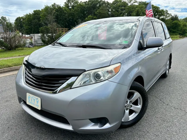 2011 Toyota Sienna