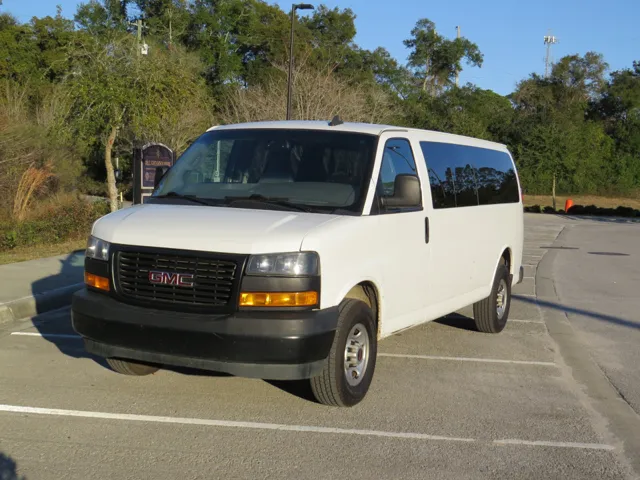 2023 GMC Savana Passenger LS's photo