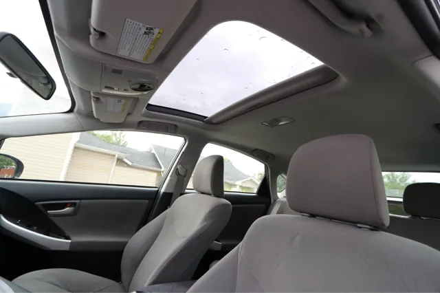 2015 Toyota Prius Three - Photo 19