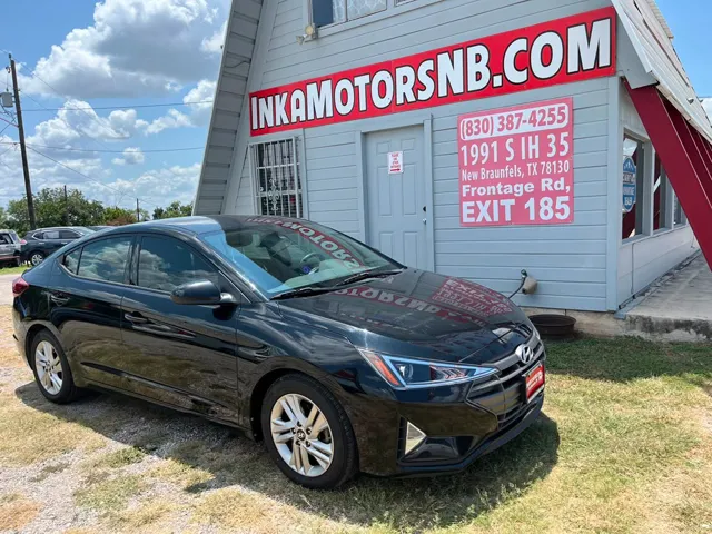 2019 Hyundai Elantra SEL FWD photo