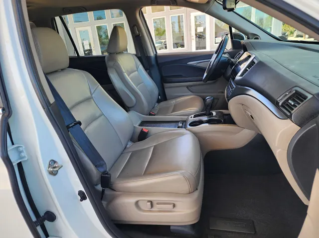 2017 Honda Pilot EX-L - Photo 20