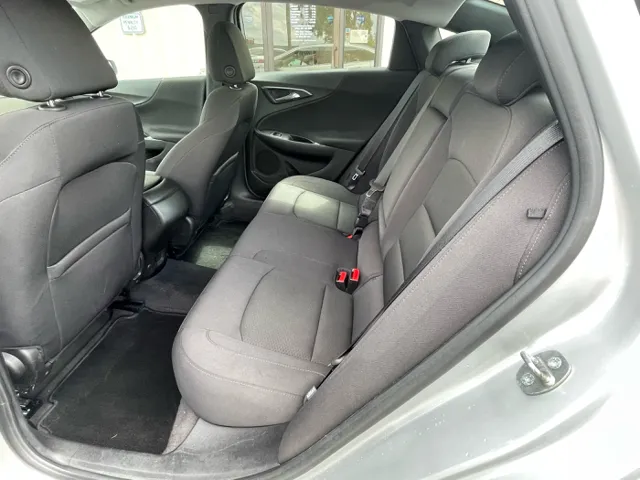 2017 Chevrolet Malibu 1LS - Photo 12
