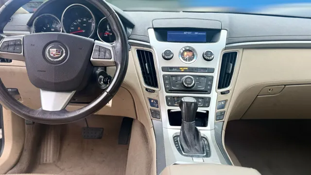 2010 Cadillac CTS Luxury Collection - Photo 6