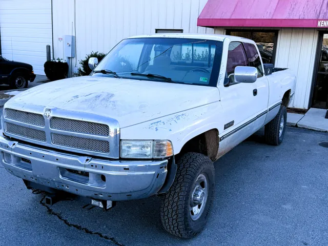 1996 Dodge Ram 2500's photo