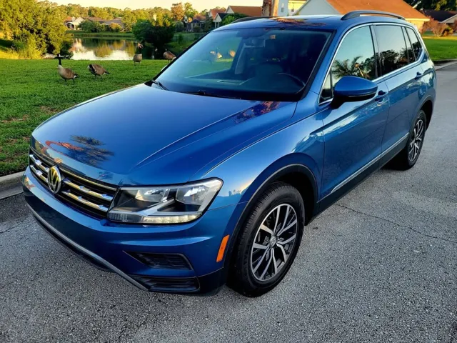 2018 Volkswagen Tiguan 2.0T SE's photo