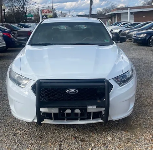 2013 Ford Taurus photo 2