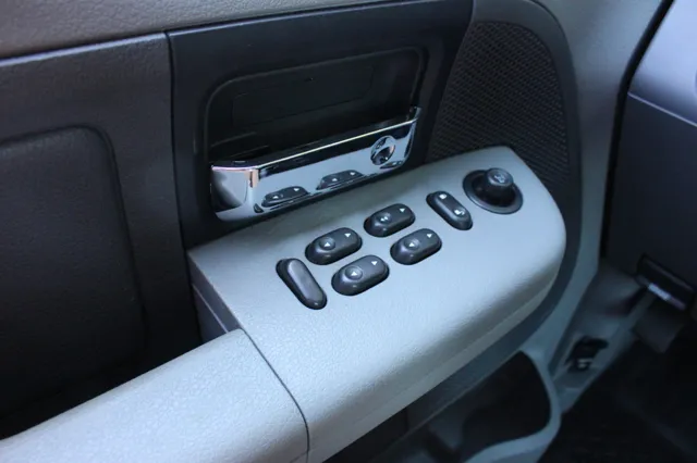 2007 Ford F-150 STX - Photo 17