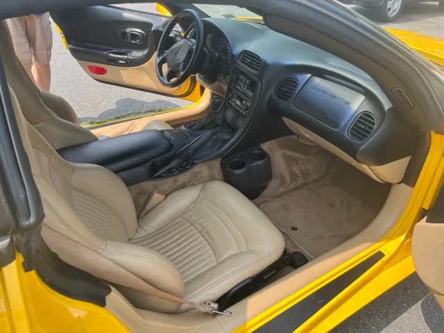 2002 Chevrolet Corvette Base - Photo 15