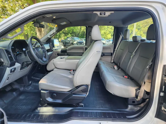 2017 Ford F-150 XL photo 12