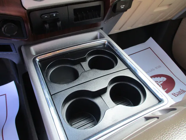 2015 Ford F-250 Lariat photo 19