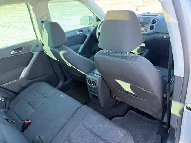 2010 Volkswagen Tiguan SEL - Photo 62