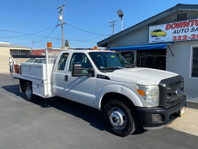 2012 Ford F-350 Super Duty Chassis Cab