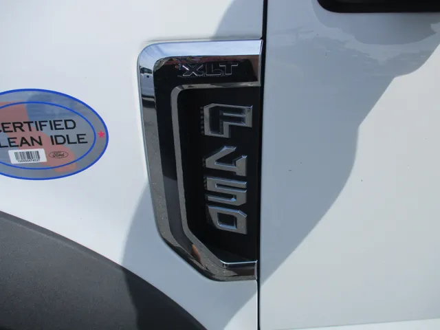 2022 Ford F-450 XLT photo 14