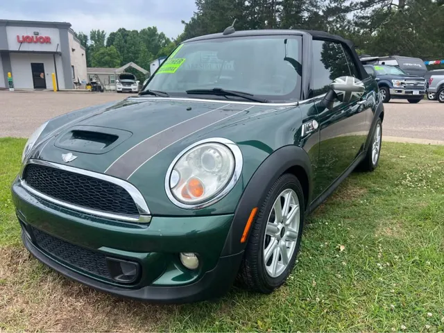 2011 MINI Cooper S's photo