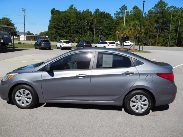 2016 Hyundai Accent SE