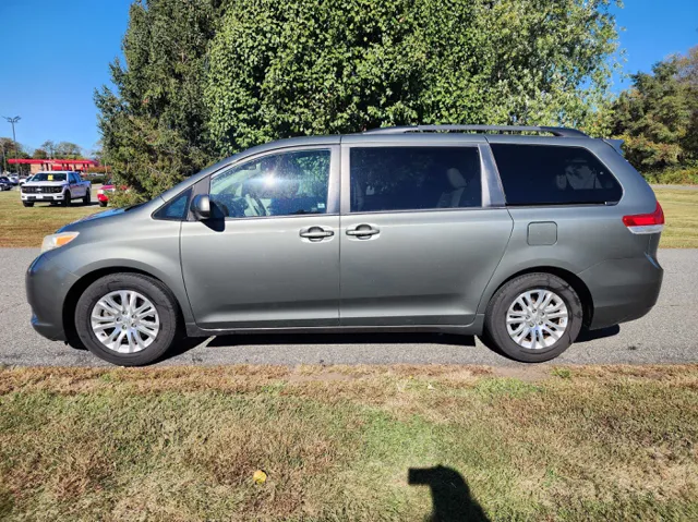 2014 Toyota Sienna