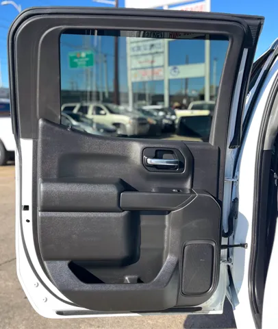 2019 Chevrolet Silverado 1500 LT - Photo 12