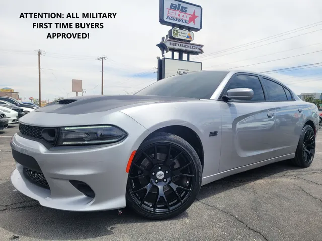2017 Dodge Charger R/T's photo