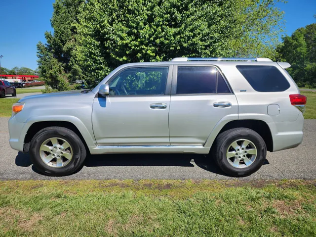 2011 Toyota 4Runner's photo