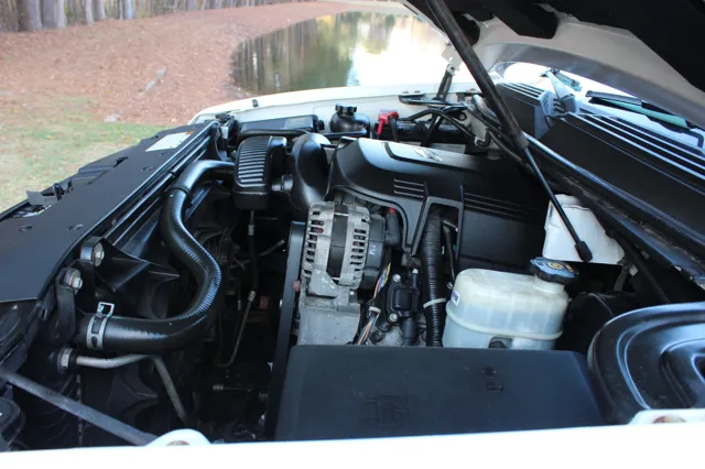 2011 Chevrolet Suburban LT - Photo 49