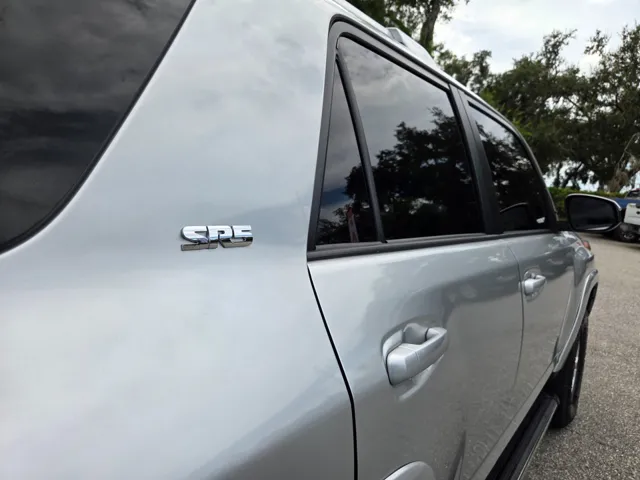 2016 Toyota 4Runner Base photo 6