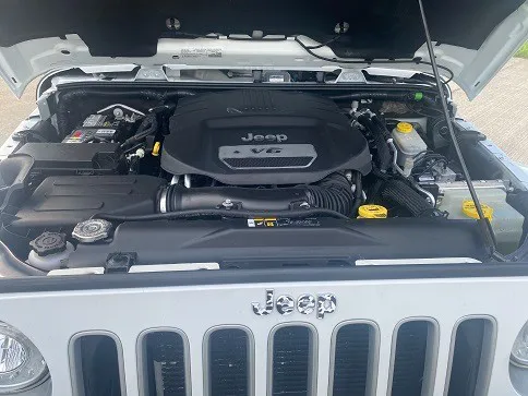 2018 Jeep Wrangler JK Sahara - Photo 6