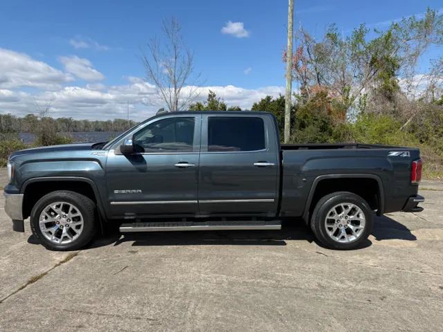 2017 GMC Sierra 1500 SLT - Photo 2