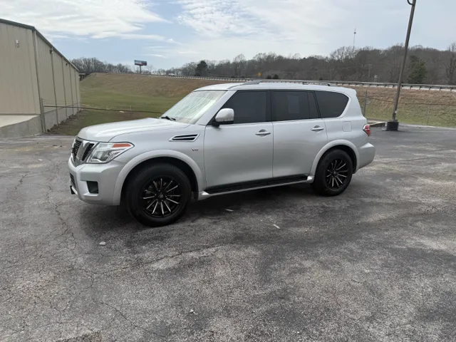 2017 Nissan Armada SV's photo