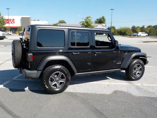 2021 Jeep Wrangler Unlimited Sport photo 3